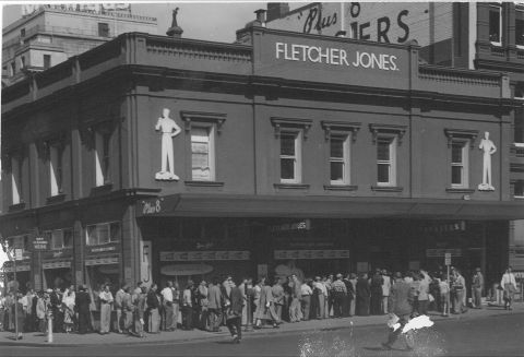 The queue at Fletcher Jones Queens St store 1940s.  Photo: Jones Family Collection