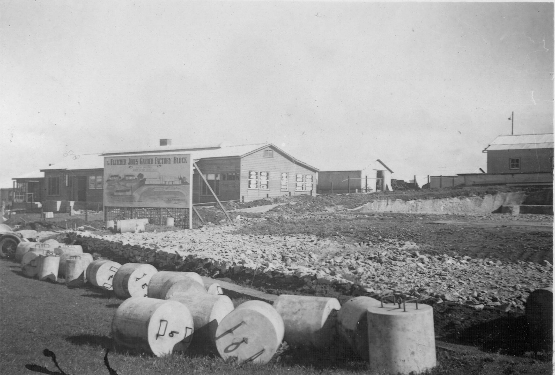 FJ Pleasant Hill site not long after purchase in 1947.  The quarry can be seen in the right of the photo.  Photo: Jones Family Collection. 