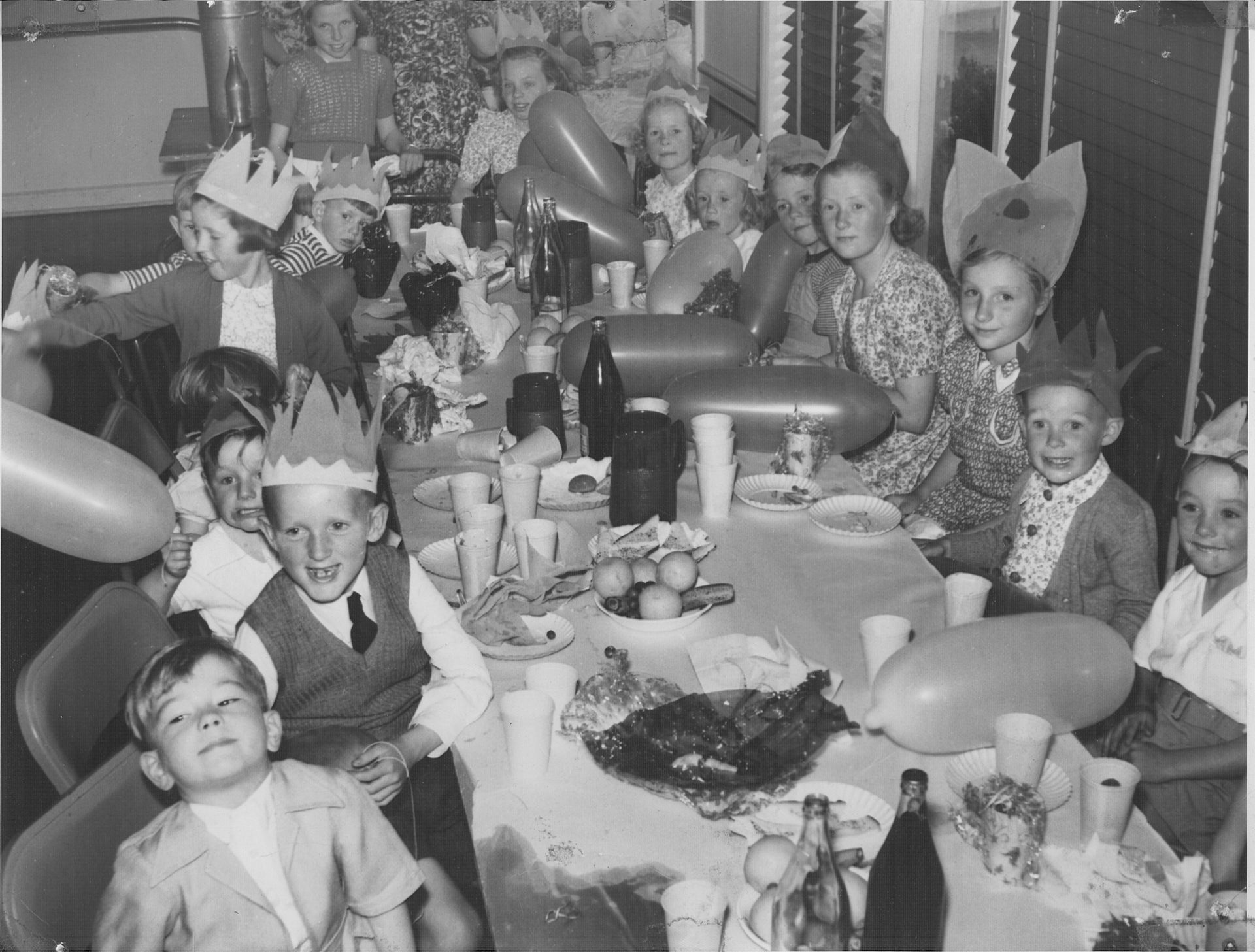 Happy kids at a 1950 FJ Christmas Party. Photo: Ralph Illidge Happy kids at a 1950 FJ Christmas Party. Photo: Ralph Illidge