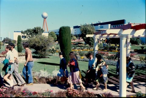 Workers leaving the Pleasant Hill factory at the end of the day in 1978.  Photo: Jones Family Collection.