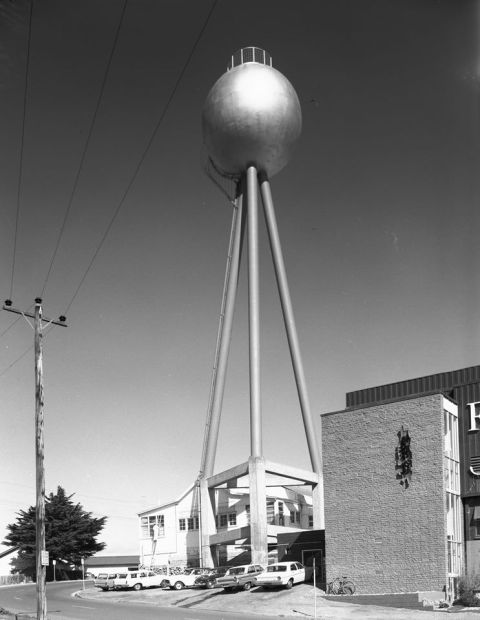 Clearly showing the clever design of the support structure which later was built into become part of the factory building.  